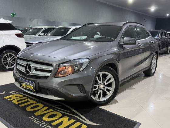 MERCEDES-BENZ GLA 200 1.6 CGI STYLE 16V TURBO FLEX 4P AUTOMÁTICO